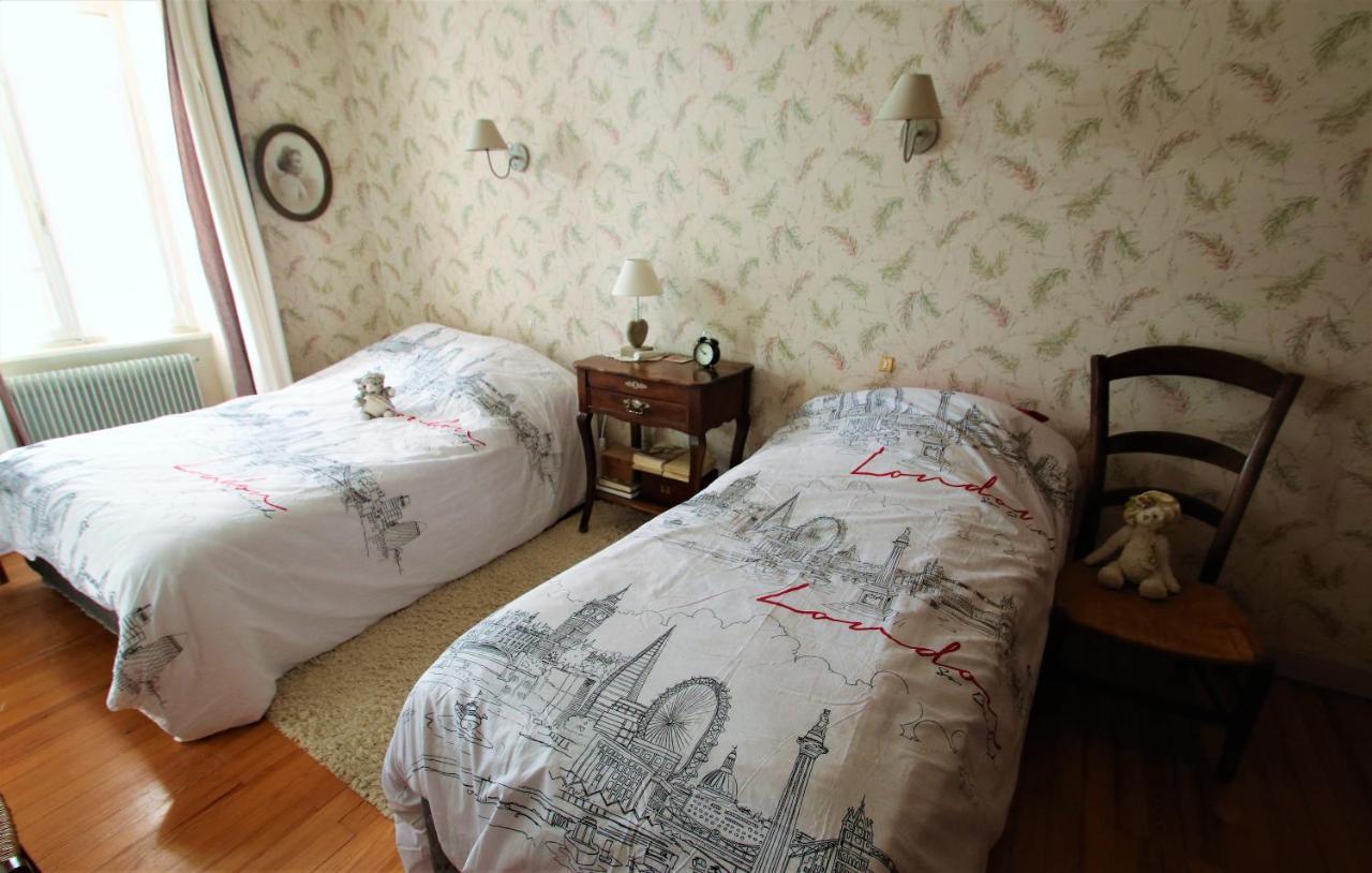 La Maison Des Chats Saint-Mary-le-Plain 外观 照片